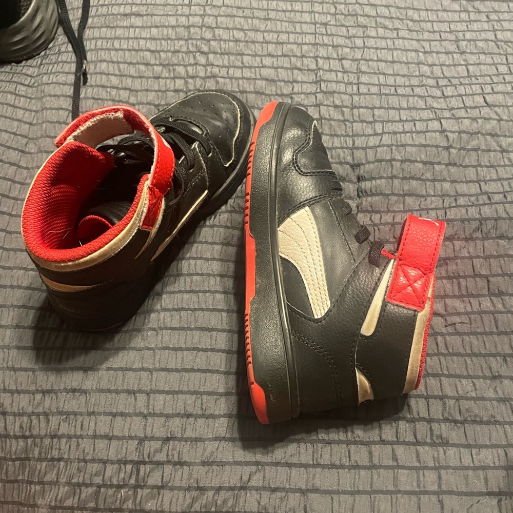 Puma Kids Black and Red Sneakers